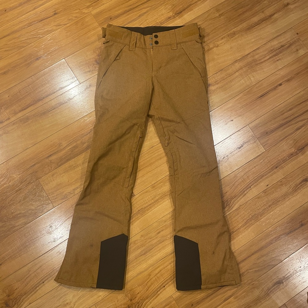 Women’s Billabong snowboarding pants